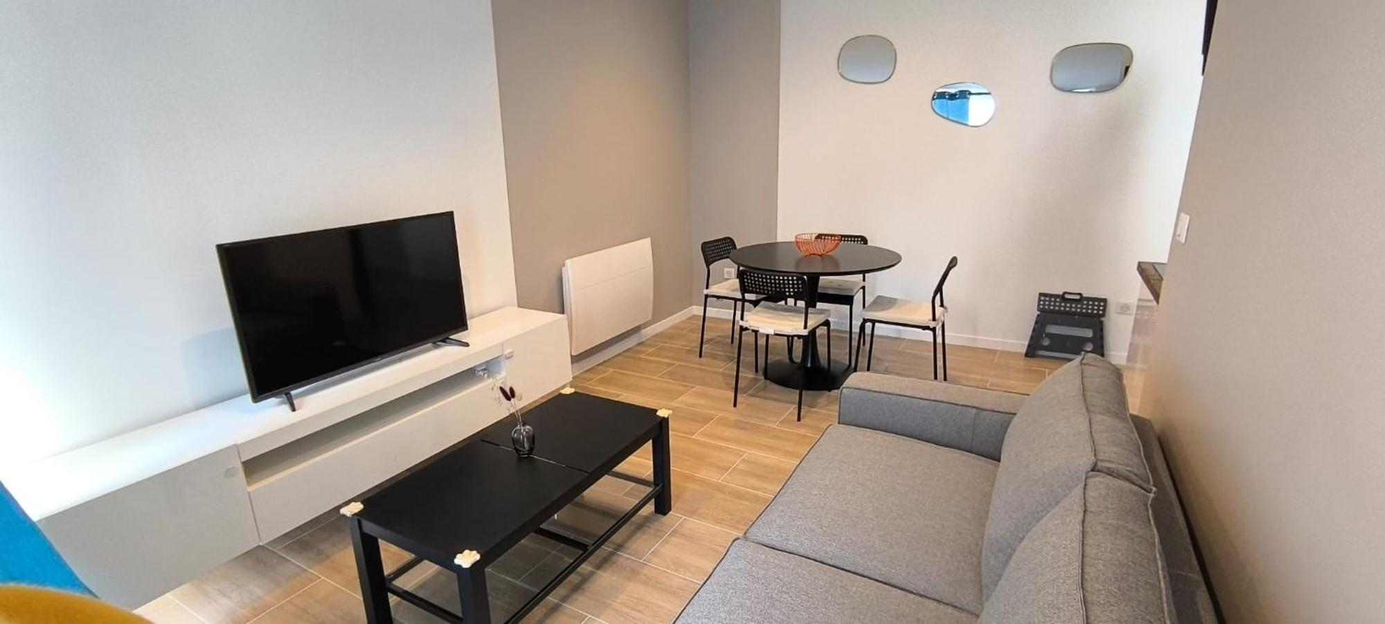 Lyla Apartment *